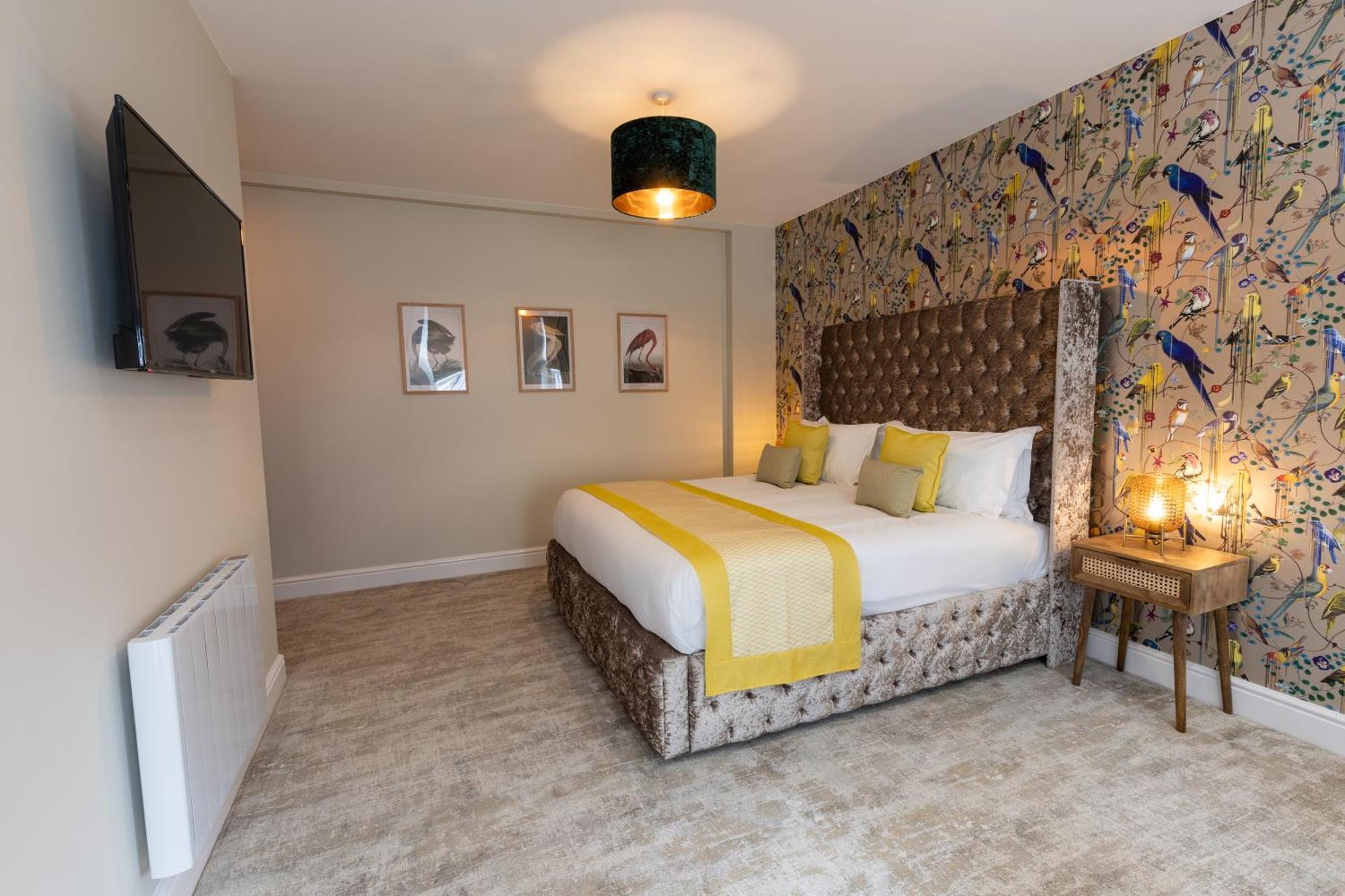 The Resolution Hotel Γουίτμπι Εξωτερικό φωτογραφία