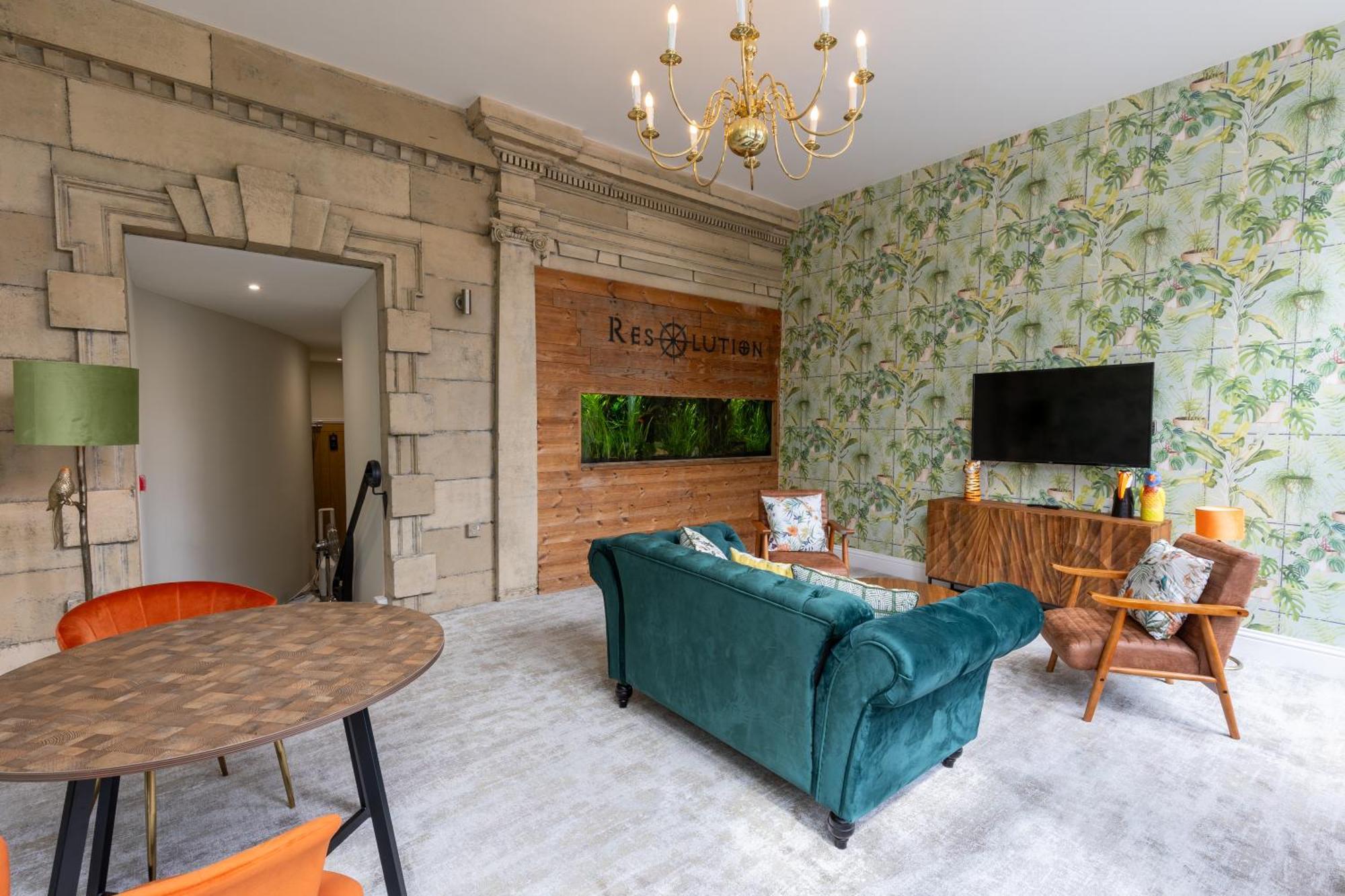 The Resolution Hotel Γουίτμπι Εξωτερικό φωτογραφία